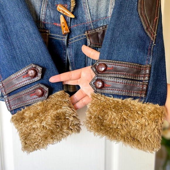 Vintage Denim Shearling Fur Jacket Butterfly Rhinestone Embellished Small GUC - Picture 2 of 9